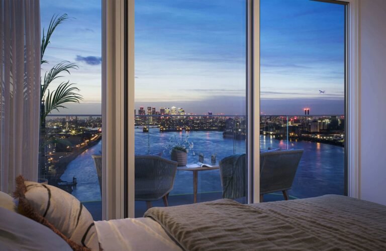 London, Woolwich, SE18